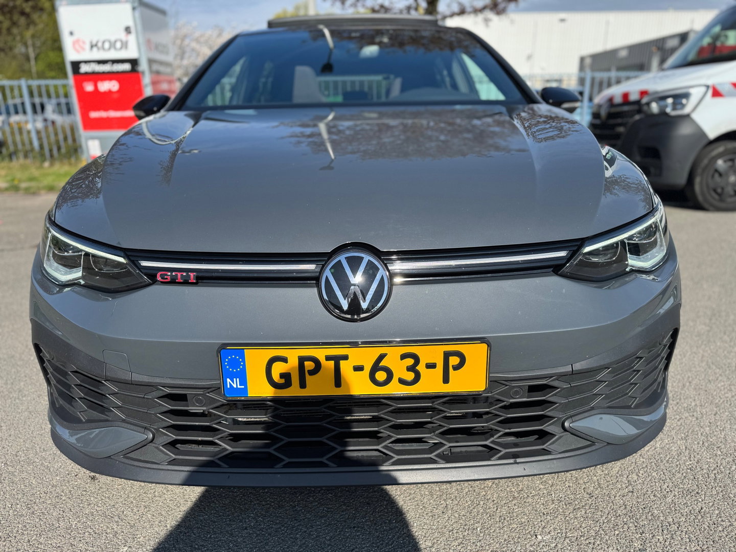Volkswagen Golf 2.0 TSI GTI Clubsport 301PK H&K PANO Camera VOL !!