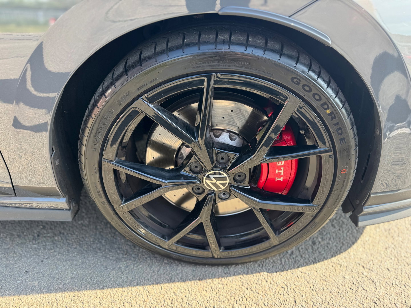 Volkswagen Golf 2.0 TSI GTI Clubsport 301PK H&K PANO Camera VOL !!