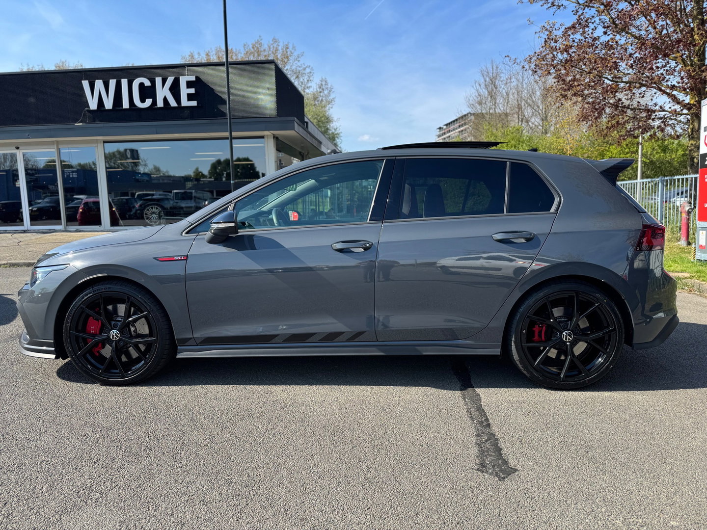 Volkswagen Golf 2.0 TSI GTI Clubsport 301PK H&K PANO Camera VOL !!