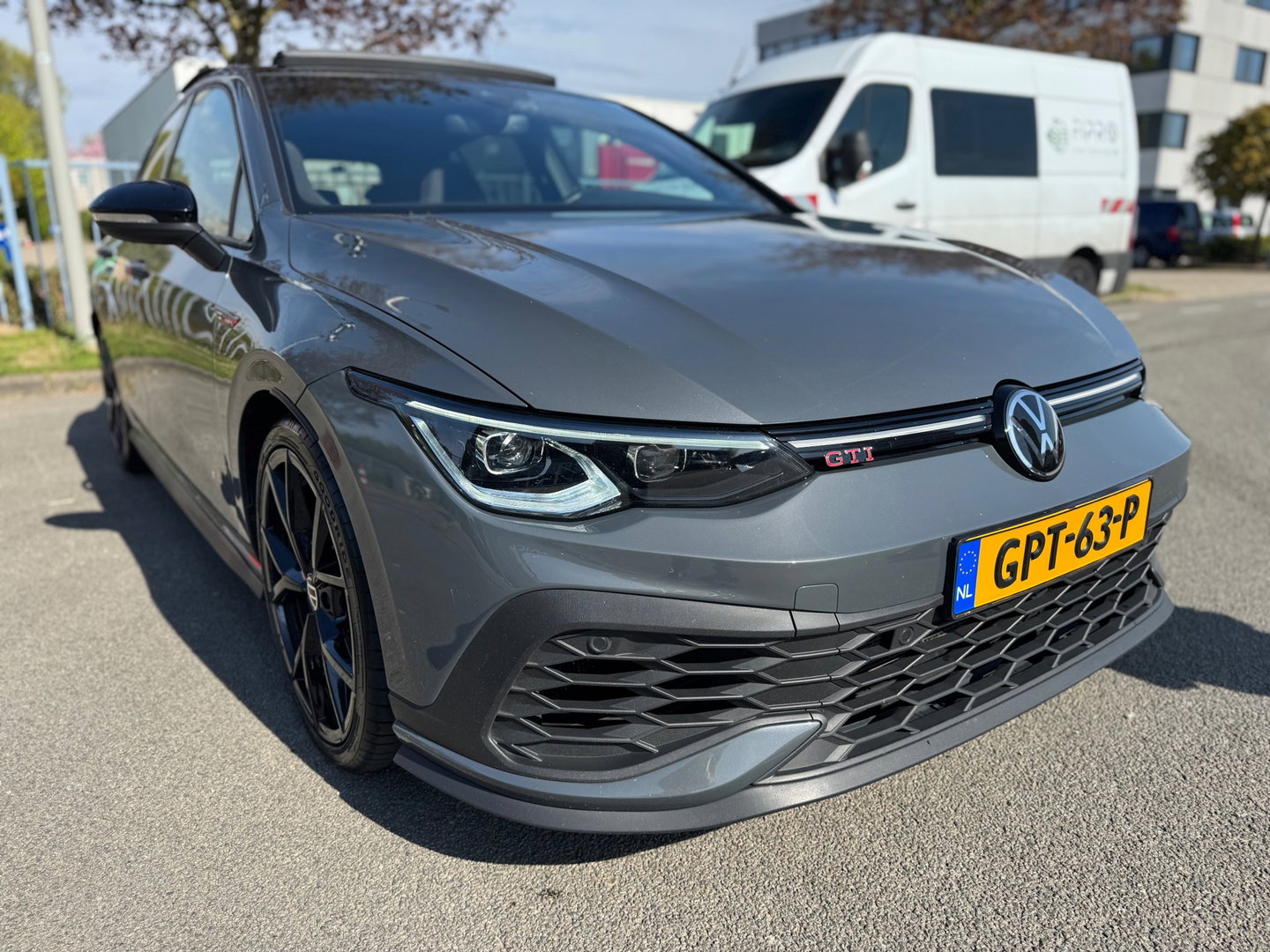 Volkswagen Golf 2.0 TSI GTI Clubsport 301PK H&K PANO Camera VOL !!