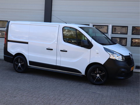 Renault Trafic 1.6 dCi 90pk L1 - Trekhaak - Airco - 3 Zits