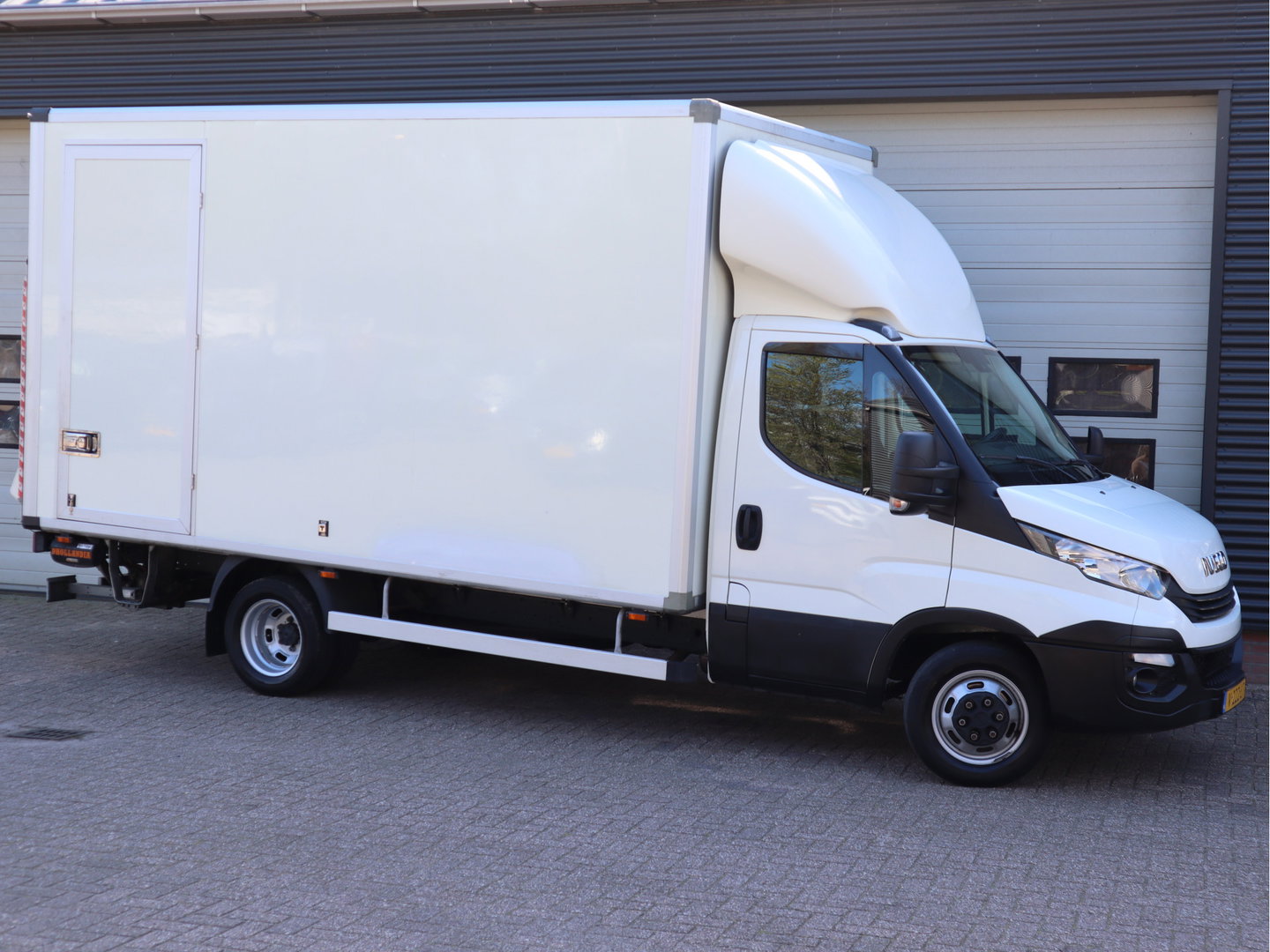 Iveco Daily 35C16 Hi-Matic Automaat Euro 6 Bakwagen - Laadklep - NAP