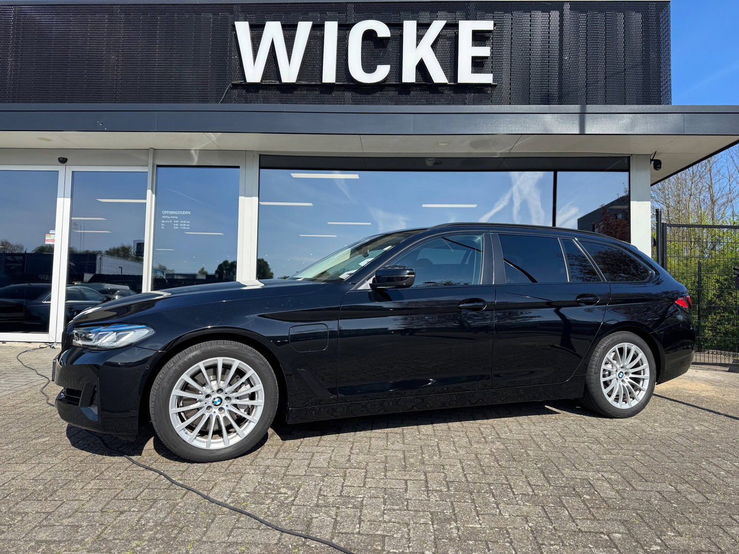 BMW 5 Serie Touring 530e xDrive ACC HUD 360 camera Laser 1 Jaar Garantie !