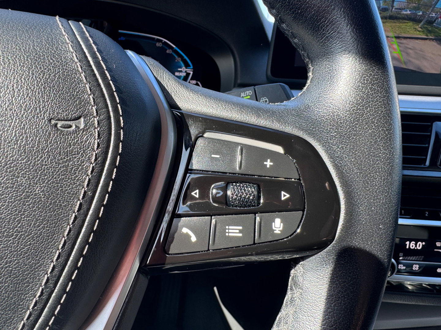 BMW 5 Serie Touring 530e xDrive ACC HUD 360 camera Laser 1 Jaar Garantie !