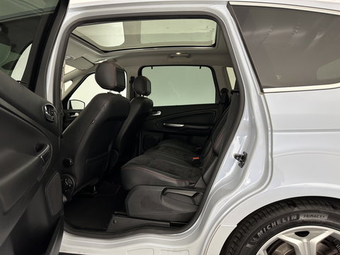 Ford S-Max 2.0 EcoBoost S-Edition Aut. *PANO | LEATHER-ALCANTARA | XENON | SPORTSEATS | NAVI-FULLMAP | PRIVACY-GLASS | ECC | CARBON-INLAY | ENTERTAINMENTSYSTEM | PDC | CRUISE | TOWBAR | 18''ALU*