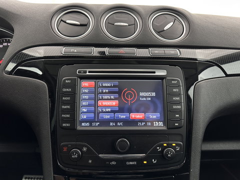 Ford S-Max 2.0 EcoBoost S-Edition Aut. *PANO | LEATHER-ALCANTARA | XENON | SPORTSEATS | NAVI-FULLMAP | PRIVACY-GLASS | ECC | CARBON-INLAY | ENTERTAINMENTSYSTEM | PDC | CRUISE | TOWBAR | 18''ALU*