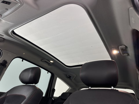 Ford S-Max 2.0 EcoBoost S-Edition Aut. *PANO | LEATHER-ALCANTARA | XENON | SPORTSEATS | NAVI-FULLMAP | PRIVACY-GLASS | ECC | CARBON-INLAY | ENTERTAINMENTSYSTEM | PDC | CRUISE | TOWBAR | 18''ALU*