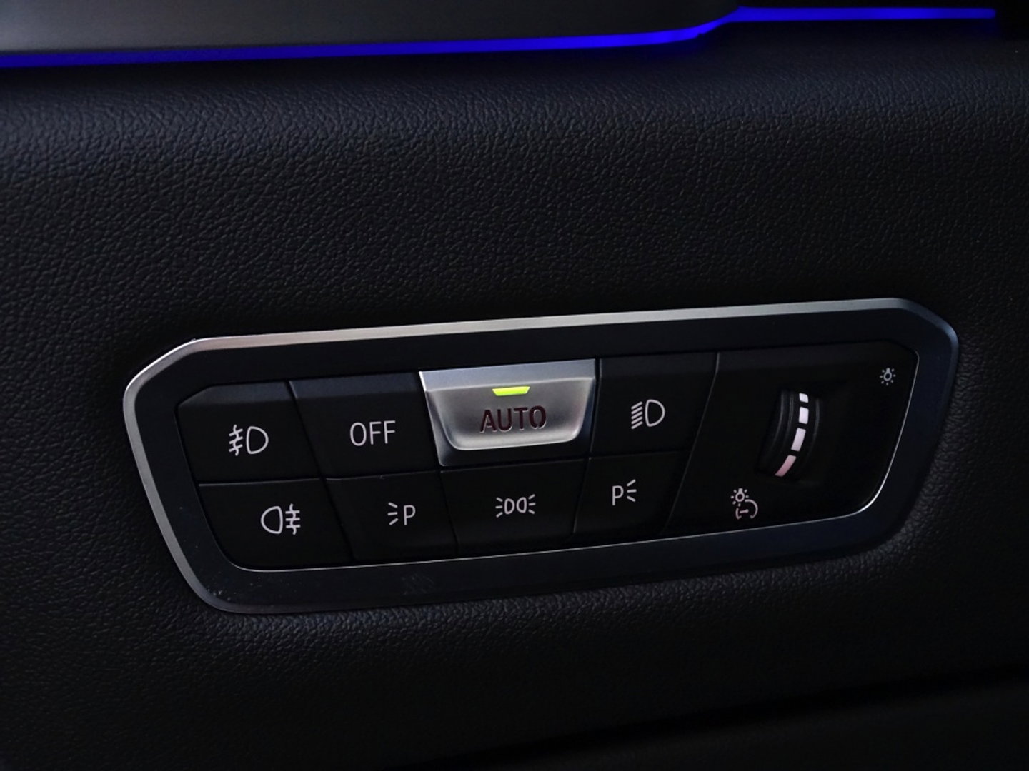 BMW X5 40i 341PK X-Drive / M-Sport / pano / Harman Kardon / Laser