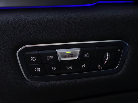 BMW X5 40i 341PK X-Drive / M-Sport / pano / Harman Kardon / Laser