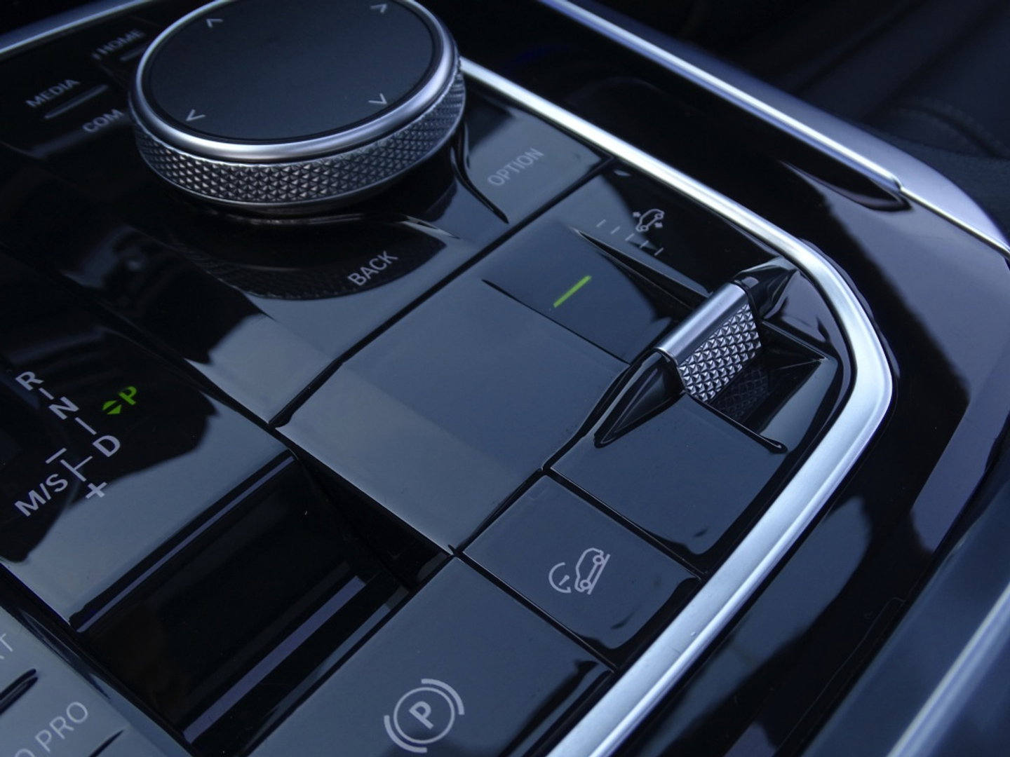 BMW X5 40i 341PK X-Drive / M-Sport / pano / Harman Kardon / Laser