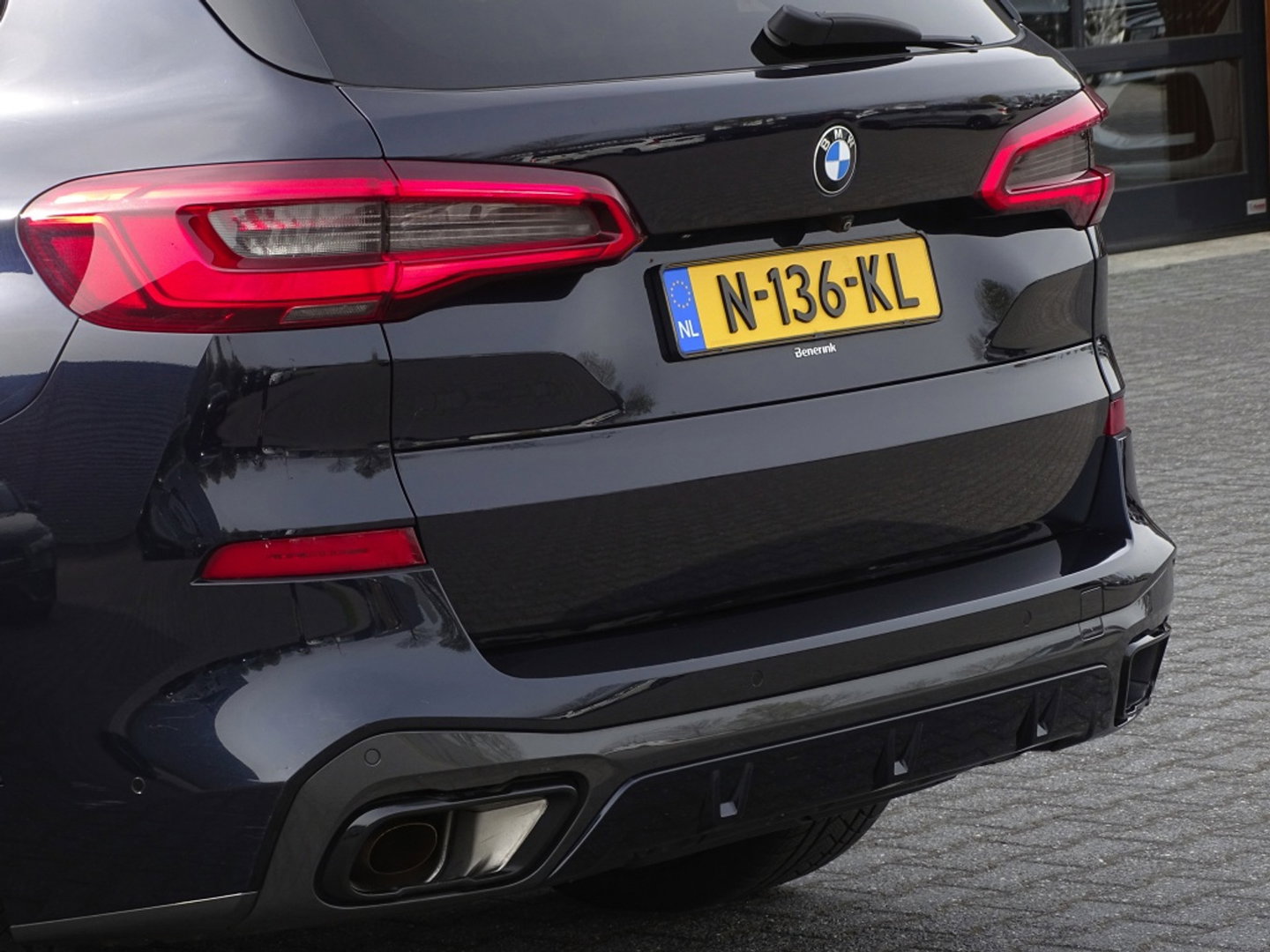 BMW X5 40i 341PK X-Drive / M-Sport / pano / Harman Kardon / Laser