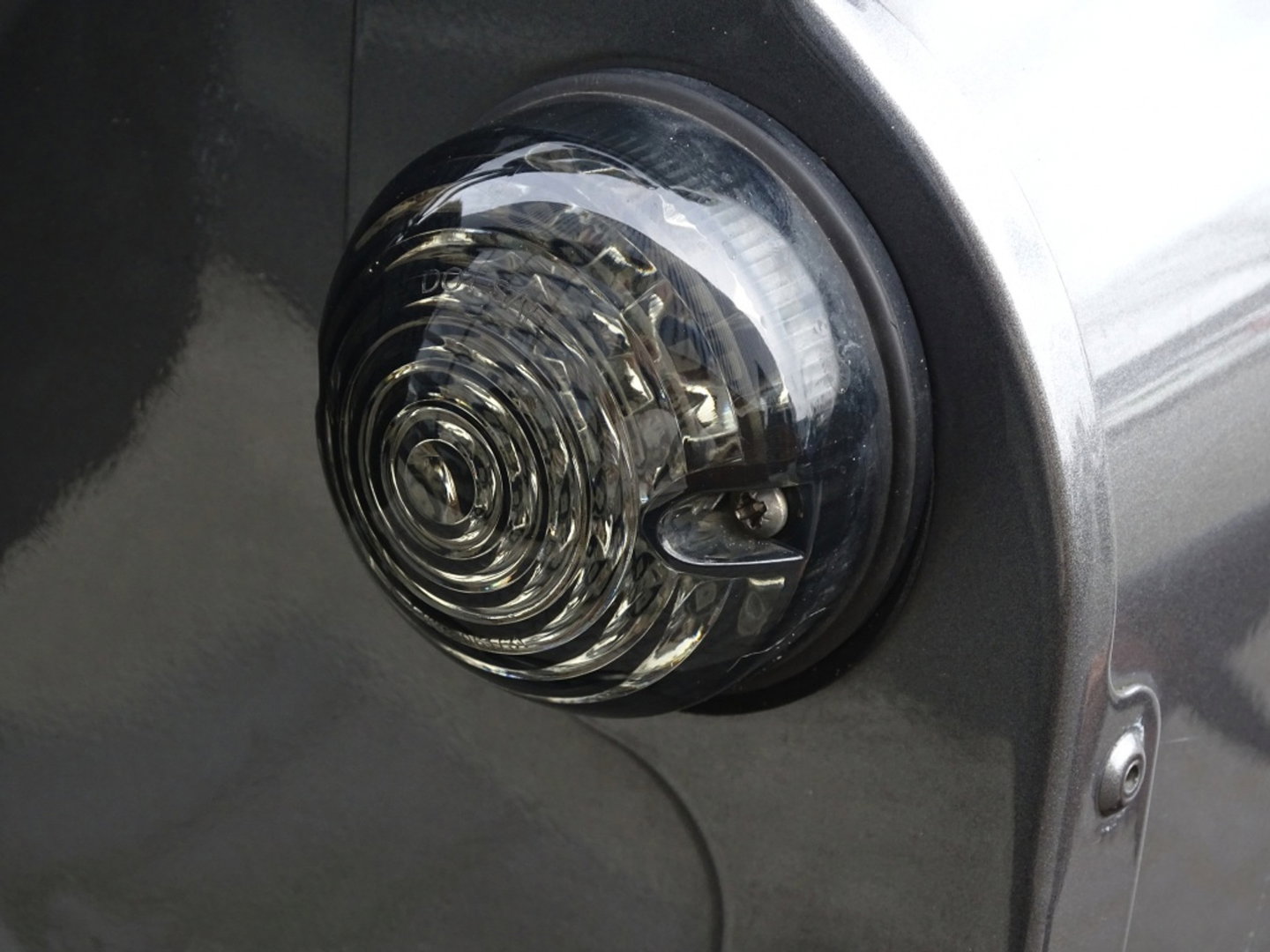 Land Rover Defender 2.4 TD4 HT 90" SE / Recaro / grijs kenteken / LED / *NAP*