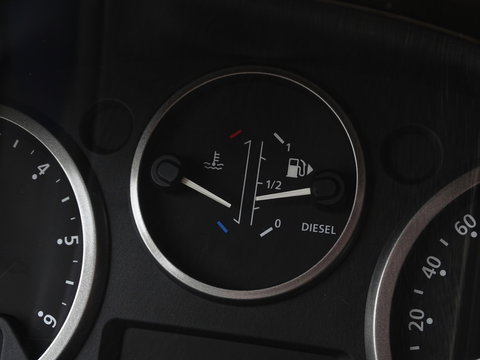 Land Rover Defender 2.4 TD4 HT 90" SE / Recaro / grijs kenteken / LED / *NAP*