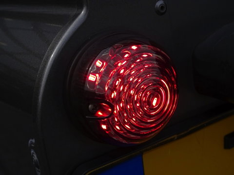 Land Rover Defender 2.4 TD4 HT 90" SE / Recaro / grijs kenteken / LED / *NAP*