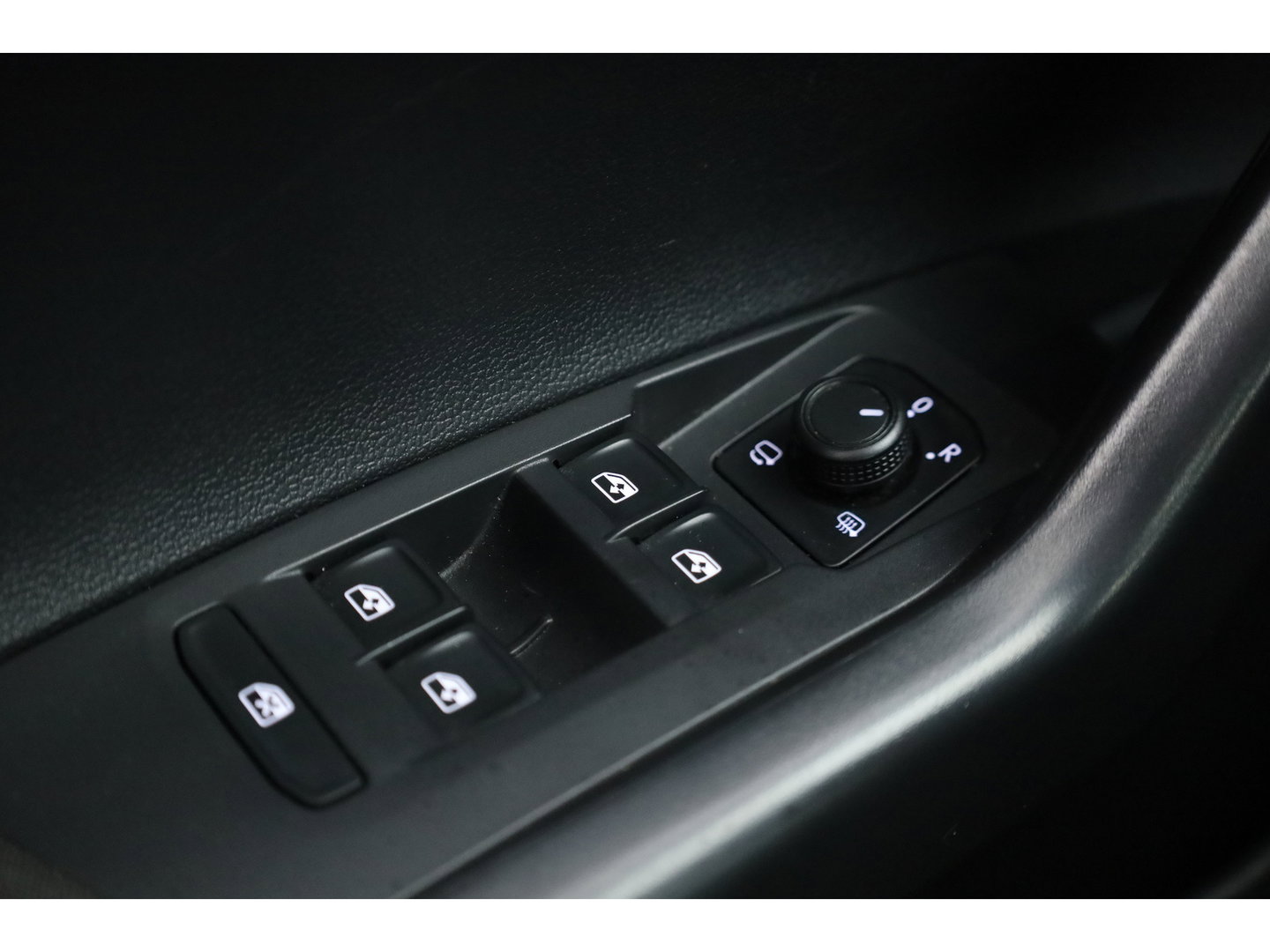 Volkswagen Polo 1.0 TSI Style DSG | Apple CarPlay & Android Auto | Camera | Digi. Cockpit | PDC V+A | Stoelverw.