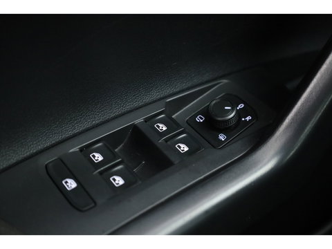 Volkswagen Polo 1.0 TSI Style DSG | Apple CarPlay & Android Auto | Camera | Digi. Cockpit | PDC V+A | Stoelverw.