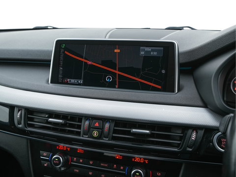 BMW X5 xDrive40d *Right-Hand-Drive* M-Sportpack High Executive [ 7-Pers. ] Aut. *LEATHER | XENON | MEMORY-PACK | HEATED-SPORTSEATS | NAVI-FULLMAP | SHIFTPADDLES | PRIVACYGLASS | ECC | TOWBAR | PDC | CRUISE | 20''ALU*