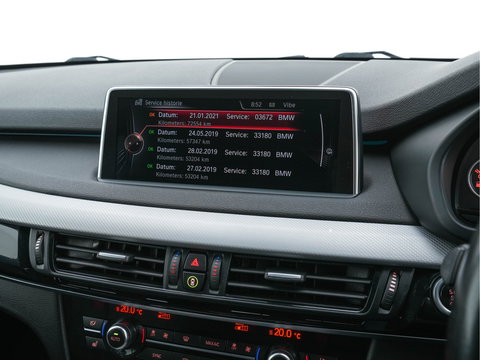 BMW X5 xDrive40d *Right-Hand-Drive* M-Sportpack High Executive [ 7-Pers. ] Aut. *LEATHER | XENON | MEMORY-PACK | HEATED-SPORTSEATS | NAVI-FULLMAP | SHIFTPADDLES | PRIVACYGLASS | ECC | TOWBAR | PDC | CRUISE | 20''ALU*