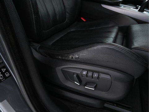 BMW X5 xDrive40d *Right-Hand-Drive* M-Sportpack High Executive [ 7-Pers. ] Aut. *LEATHER | XENON | MEMORY-PACK | HEATED-SPORTSEATS | NAVI-FULLMAP | SHIFTPADDLES | PRIVACYGLASS | ECC | TOWBAR | PDC | CRUISE | 20''ALU*