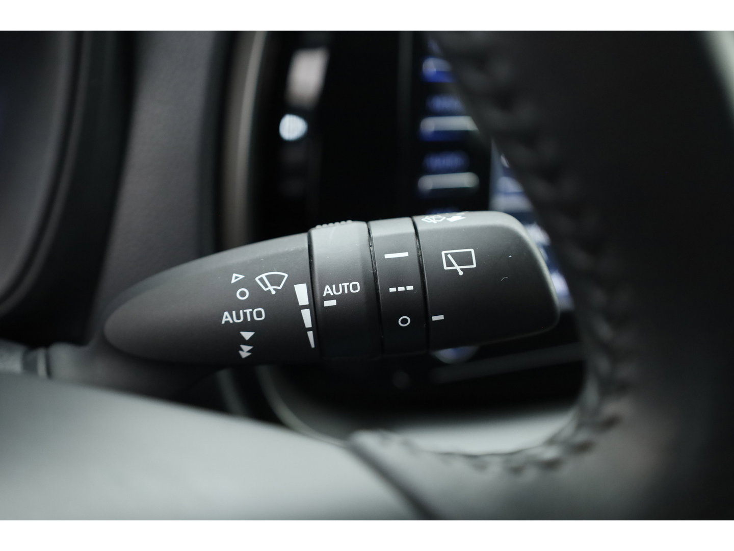 Toyota Aygo X 1.0 VVT-i MT first | Adapt. Cruise | Apple CarPlay & Android Auto | Camera | DAB | All Season