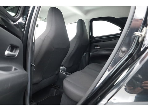 Toyota Aygo X 1.0 VVT-i MT first | Adapt. Cruise | Apple CarPlay & Android Auto | Camera | DAB | All Season