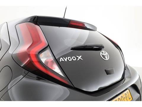 Toyota Aygo X 1.0 VVT-i MT first | Adapt. Cruise | Apple CarPlay & Android Auto | Camera | DAB | All Season