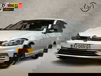 Volkswagen Golf - 1.5 TSI Sportline (APPLE CARPLAY, 4 CILINDER, GROOT NAVI, CLIMATE, SPORTSTOELEN, GETINT GLAS, PARKEERSENSOREN, LM VELGEN, NIEUWE APK, NIEUWSTAAT)