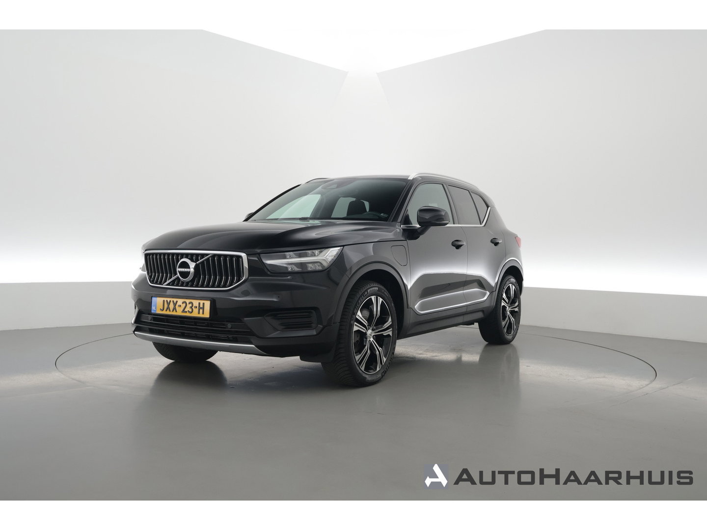 Volvo XC40 1.5 T4 Recharge Inscription Expression | Pilot Assist | Apple CarPlay & Android Auto | Trekhaak | All Season | Stoel-Stuurverw.