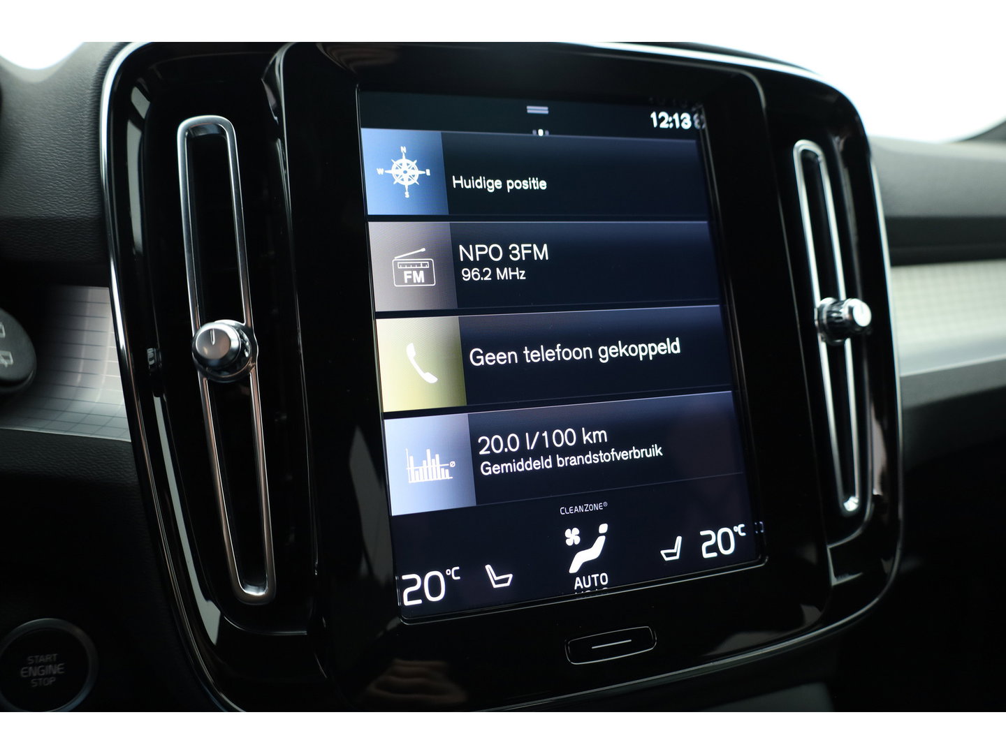 Volvo XC40 1.5 T4 Recharge Inscription Expression | Pilot Assist | Apple CarPlay & Android Auto | Trekhaak | All Season | Stoel-Stuurverw.