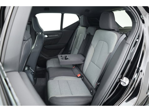 Volvo XC40 1.5 T4 Recharge Inscription Expression | Pilot Assist | Apple CarPlay & Android Auto | Trekhaak | All Season | Stoel-Stuurverw.