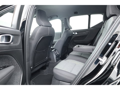 Volvo XC40 1.5 T4 Recharge Inscription Expression | Pilot Assist | Apple CarPlay & Android Auto | Trekhaak | All Season | Stoel-Stuurverw.
