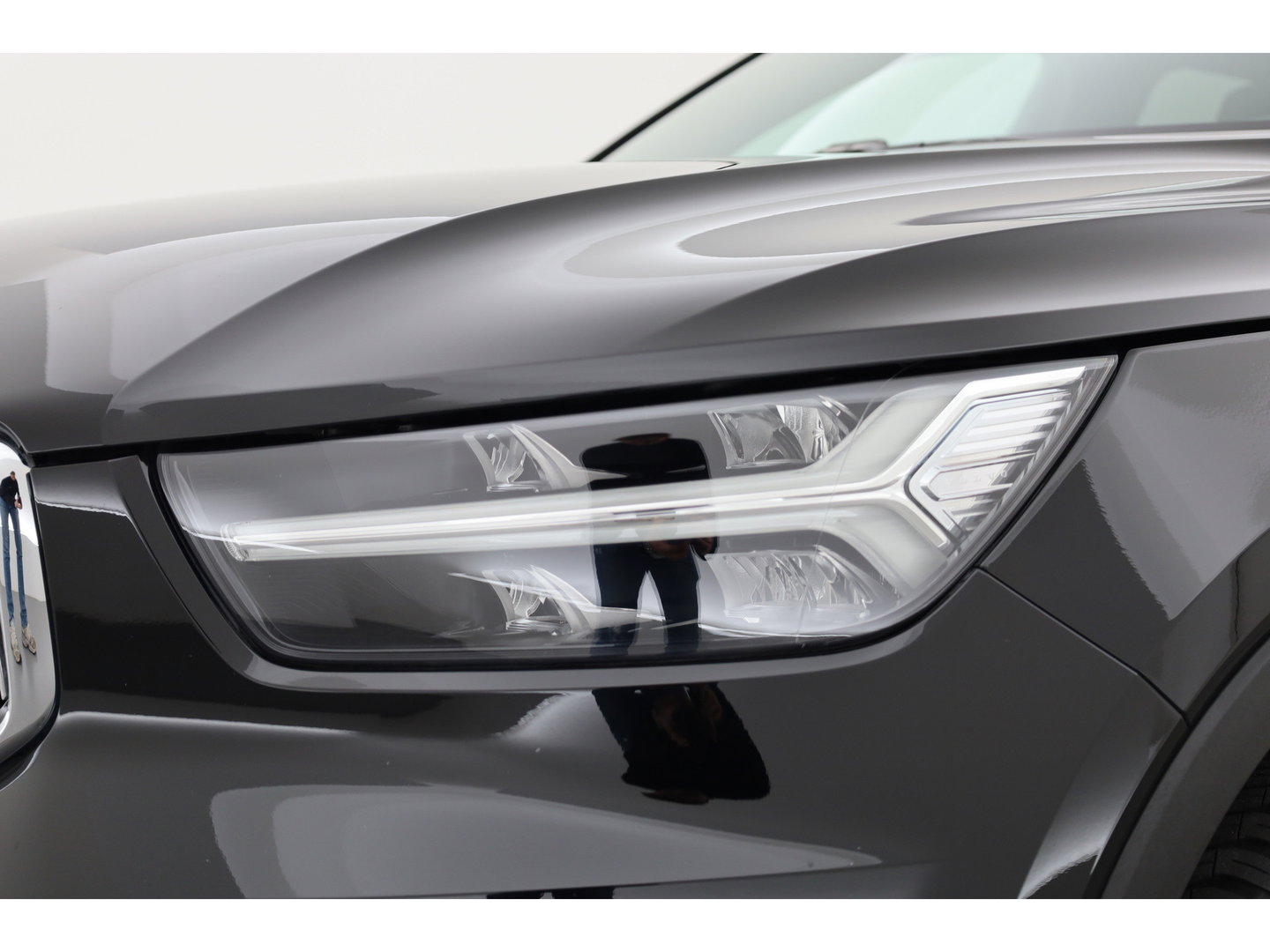 Volvo XC40 1.5 T4 Recharge Inscription Expression | Pilot Assist | Apple CarPlay & Android Auto | Trekhaak | All Season | Stoel-Stuurverw.