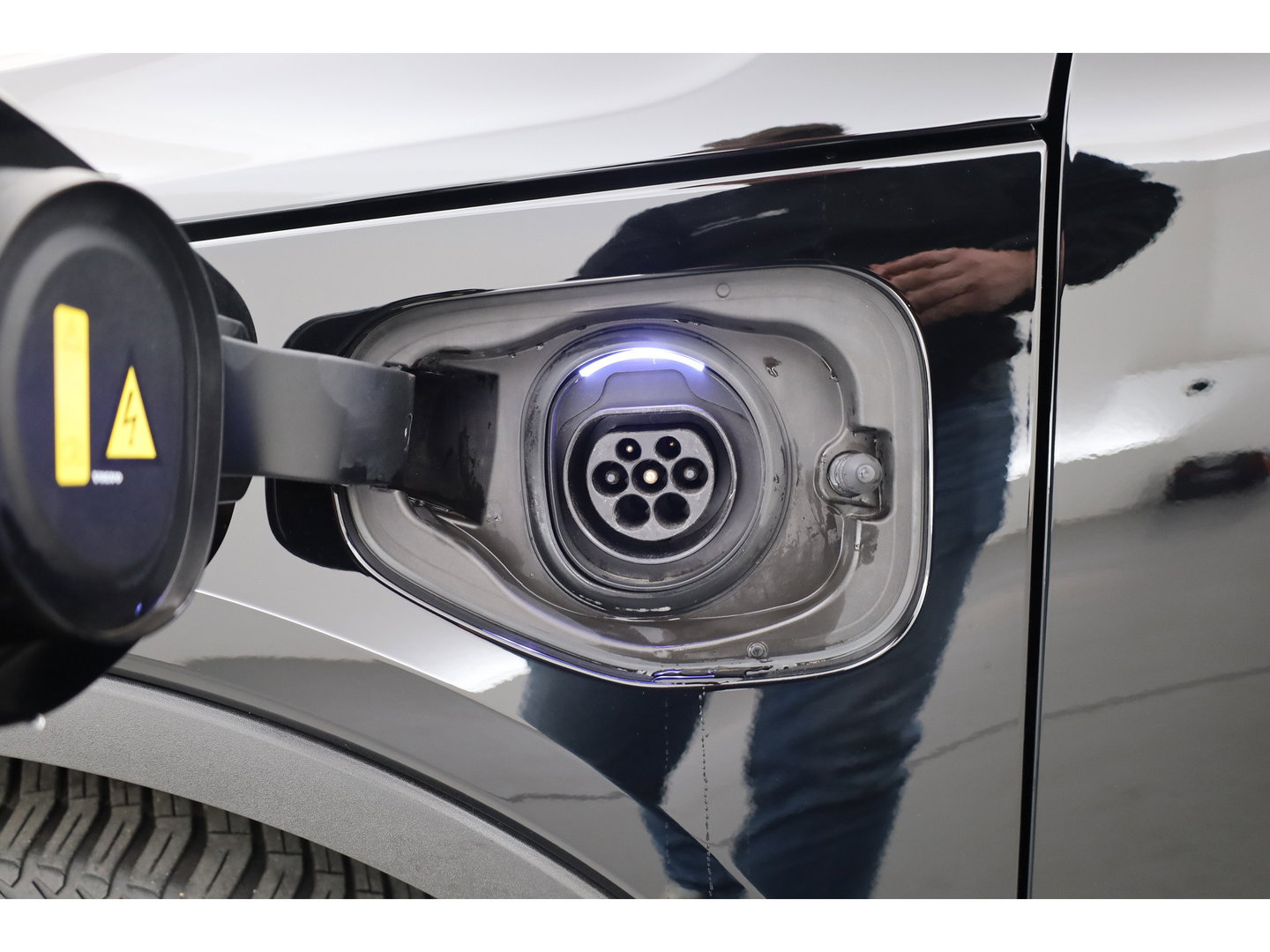 Volvo XC40 1.5 T4 Recharge Inscription Expression | Pilot Assist | Apple CarPlay & Android Auto | Trekhaak | All Season | Stoel-Stuurverw.