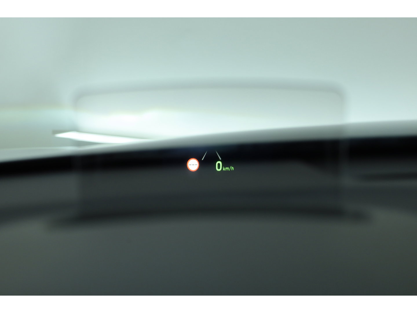 Hyundai KONA EV Premium 64 kWh | SOH 96,3% | Stoelverw./vent. | Afn. Trekhaak | Krell Audio | Camera | HUD | Adapt. Cruise