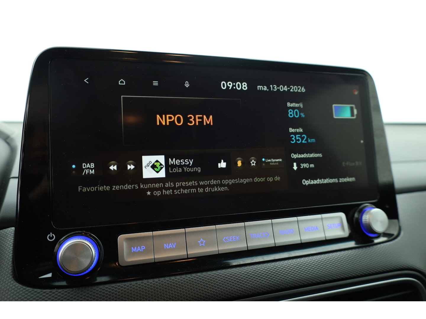 Hyundai KONA EV Premium 64 kWh | SOH 96,3% | Stoelverw./vent. | Afn. Trekhaak | Krell Audio | Camera | HUD | Adapt. Cruise