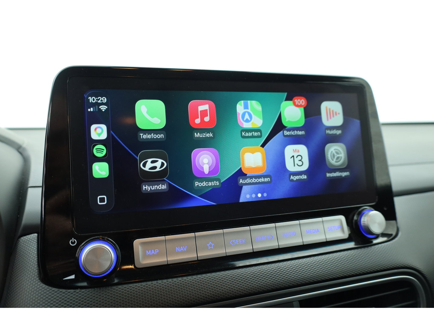 Hyundai KONA EV Premium 64 kWh | SOH 96,3% | Stoelverw./vent. | Afn. Trekhaak | Krell Audio | Camera | HUD | Adapt. Cruise