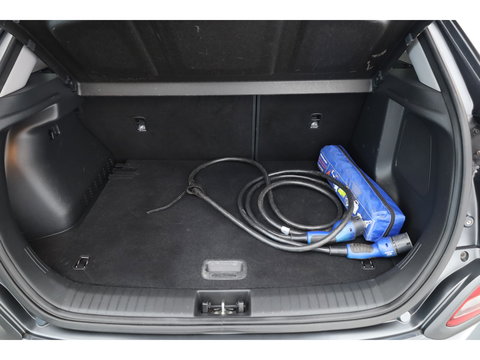 Hyundai KONA EV Premium 64 kWh | SOH 96,3% | Stoelverw./vent. | Afn. Trekhaak | Krell Audio | Camera | HUD | Adapt. Cruise