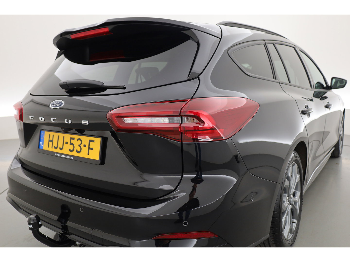 Ford FOCUS Wagon 1.0 EcoBoost Hybrid ST Line X | Dig. Cockpit | Winter Pack | Trekhaak | Adapt. Cruise | Camera | B&O | CarPlay | Keyless