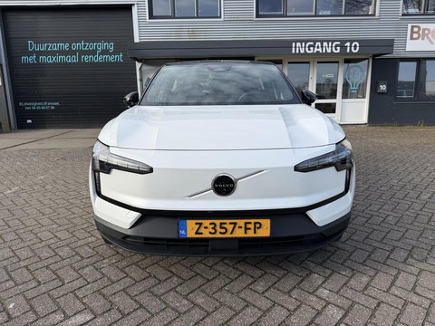 Volvo EX30 Twin Motor Performance Ultra 69 kWh trekhaak
