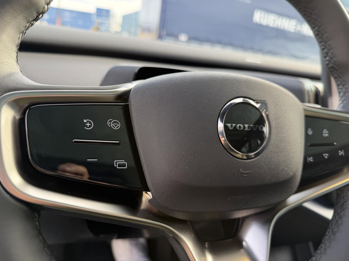 Volvo EX30 Twin Motor Performance Ultra 69 kWh trekhaak