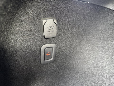 Volvo EX30 Twin Motor Performance Ultra 69 kWh trekhaak