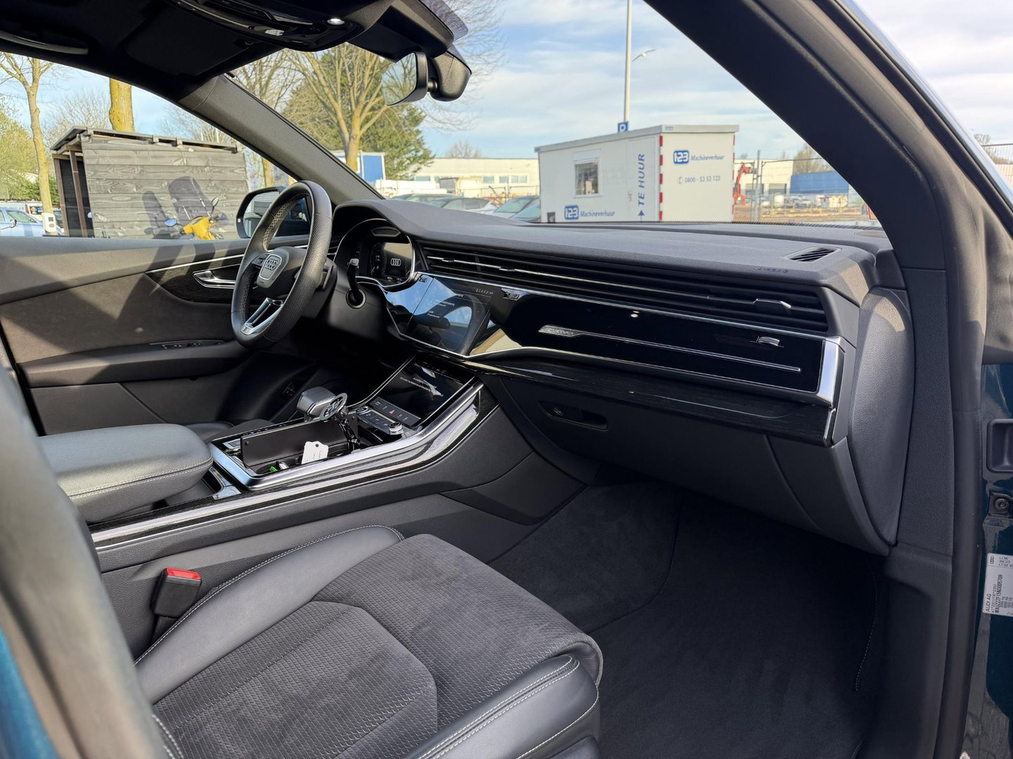 Audi Q8 55 TFSI e quattro Pro Line S-Line interieur l Luchtvering l Trekhaak l