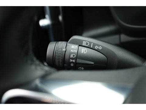 Volvo XC40 1.5 T5 Recharge Inscription | SOH 94.4% | Adapt. Cruise | Apple CarPlay & Android Auto | Camera | Stoelverw.