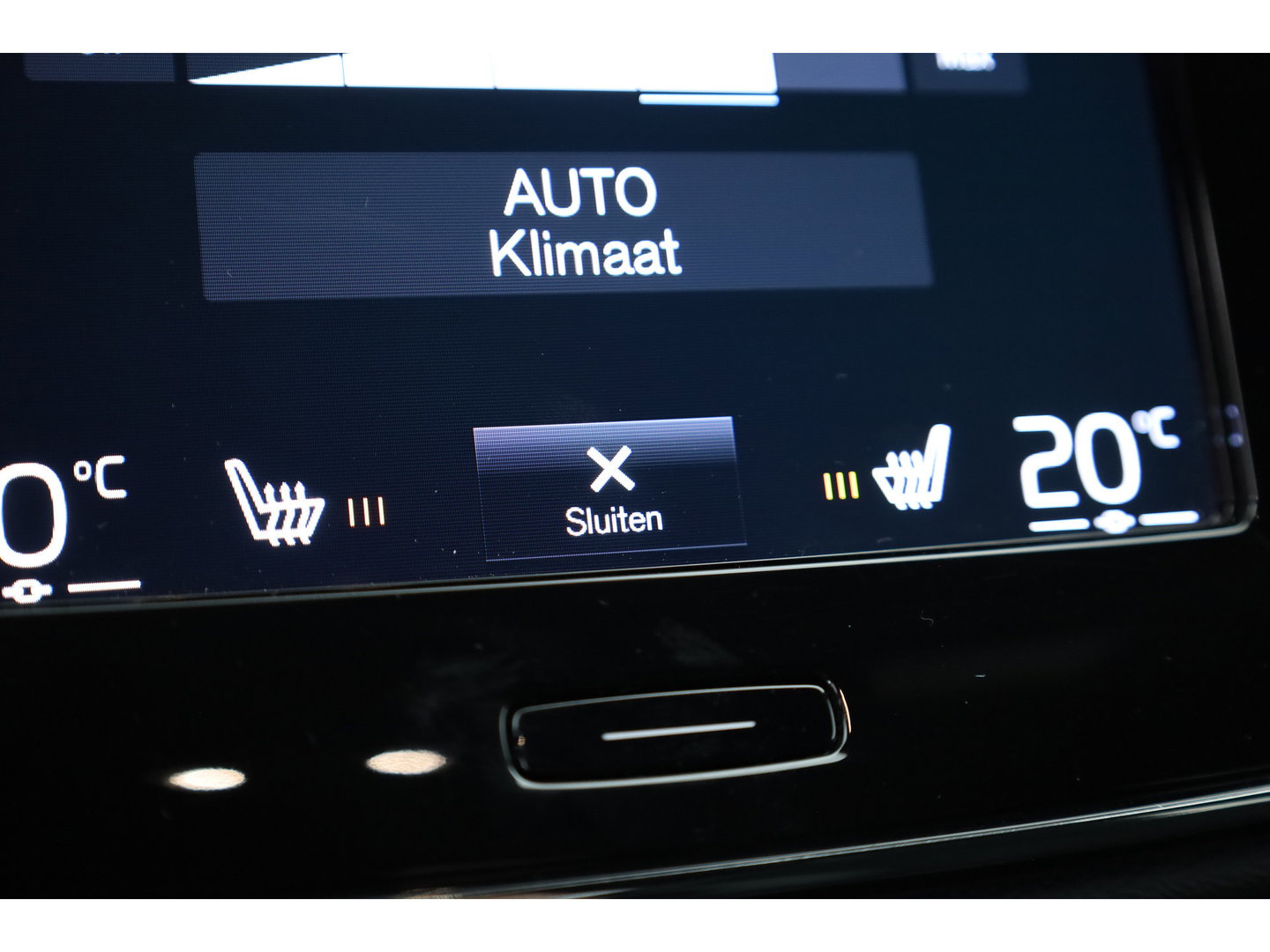 Volvo XC40 1.5 T5 Recharge Inscription | SOH 94.4% | Adapt. Cruise | Apple CarPlay & Android Auto | Camera | Stoelverw.