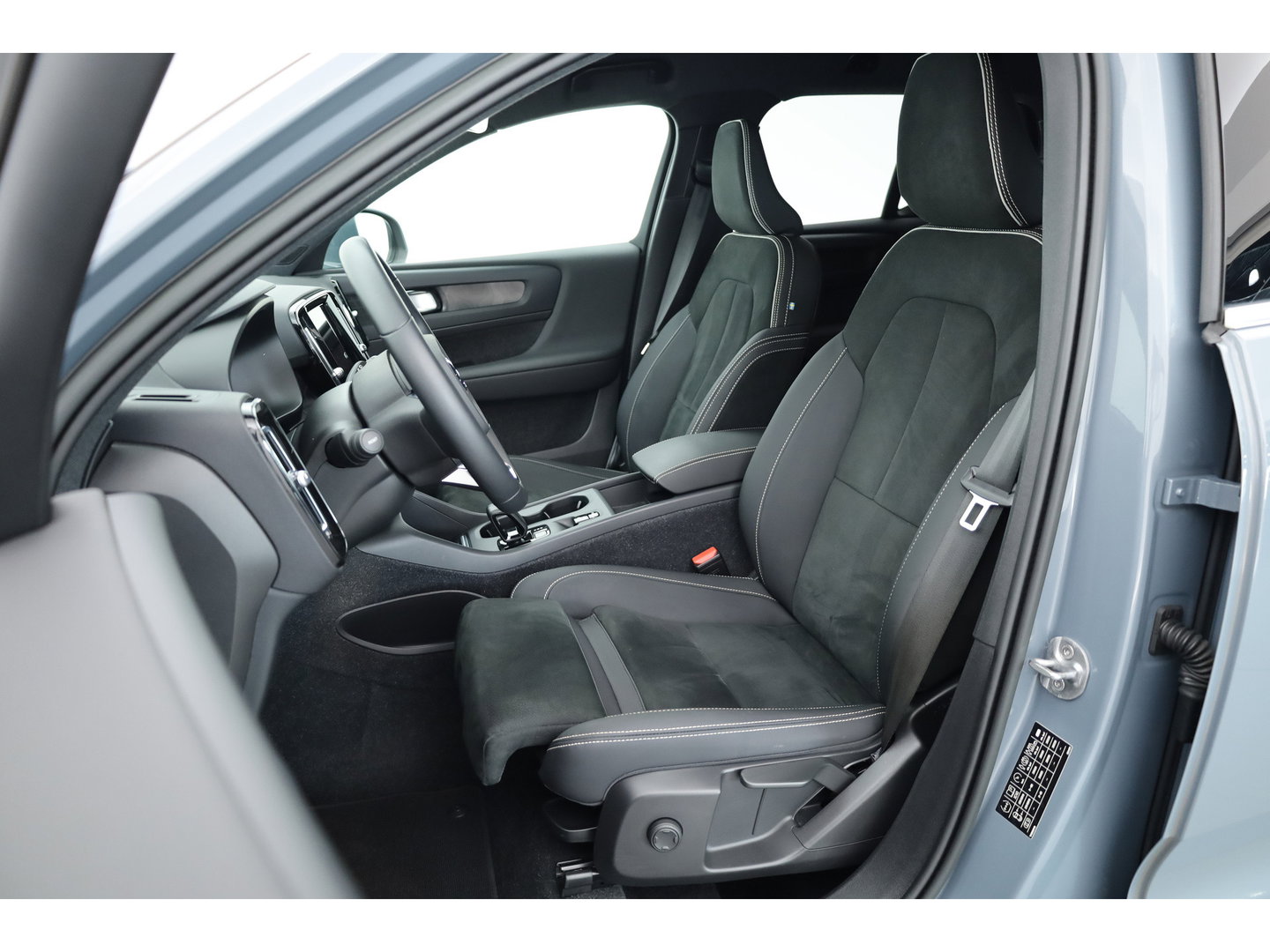 Volvo XC40 1.5 T5 Recharge Inscription | SOH 94.4% | Adapt. Cruise | Apple CarPlay & Android Auto | Camera | Stoelverw.