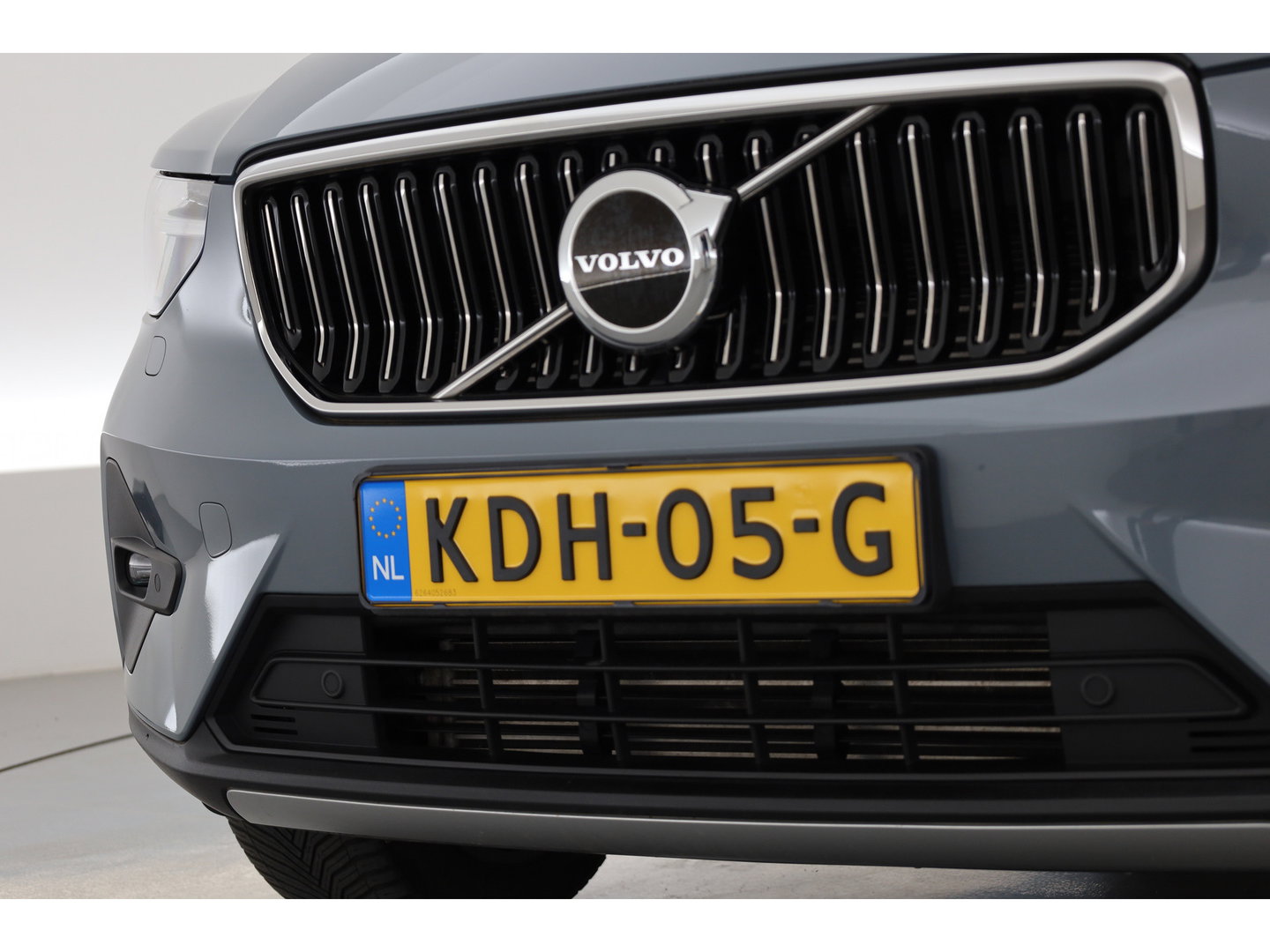 Volvo XC40 1.5 T5 Recharge Inscription | SOH 94.4% | Adapt. Cruise | Apple CarPlay & Android Auto | Camera | Stoelverw.