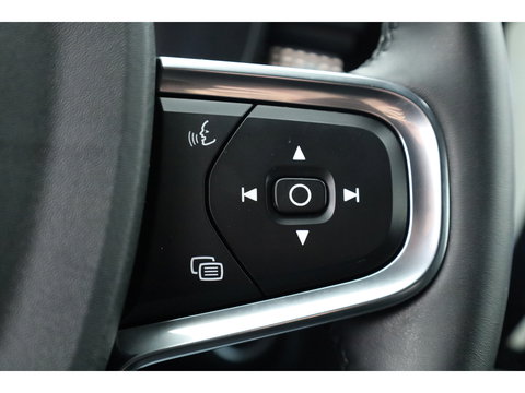 Volvo XC40 2.0 B3 Plus Dark | Pilot Assist | Memory Seat | Camera | Stoel- Stuurverw. | Apple Carplay | Google info.