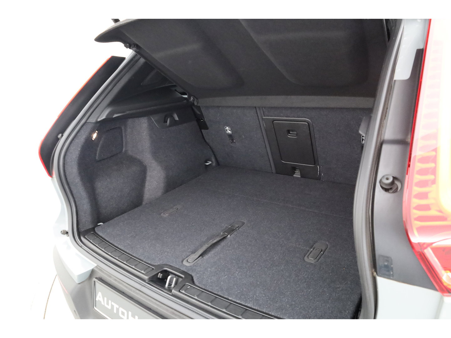 Volvo XC40 2.0 B3 Plus Dark | Pilot Assist | Memory Seat | Camera | Stoel- Stuurverw. | Apple Carplay | Google info.