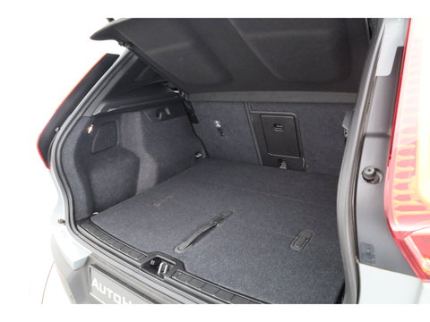 Volvo XC40 2.0 B3 Plus Dark | Pilot Assist | Memory Seat | Camera | Stoel- Stuurverw. | Apple Carplay | Google info.