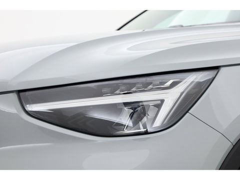 Volvo XC40 2.0 B3 Plus Dark | Pilot Assist | Memory Seat | Camera | Stoel- Stuurverw. | Apple Carplay | Google info.